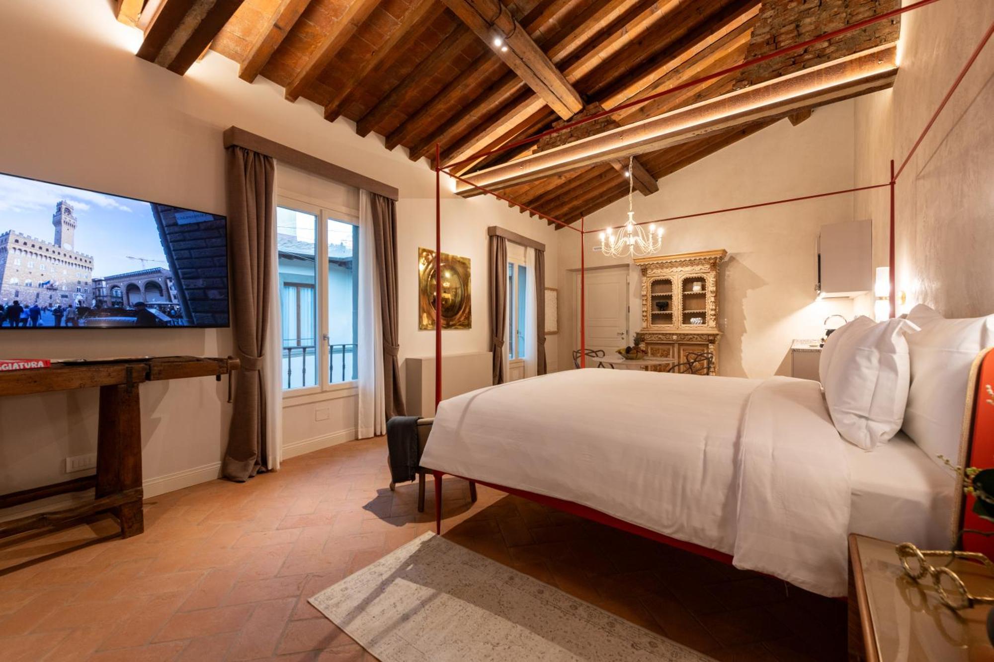 Palazzo Doni By Art * Florença